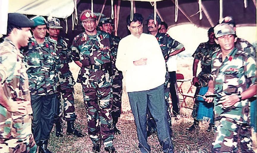 Photograph 105 from Beyond Rank